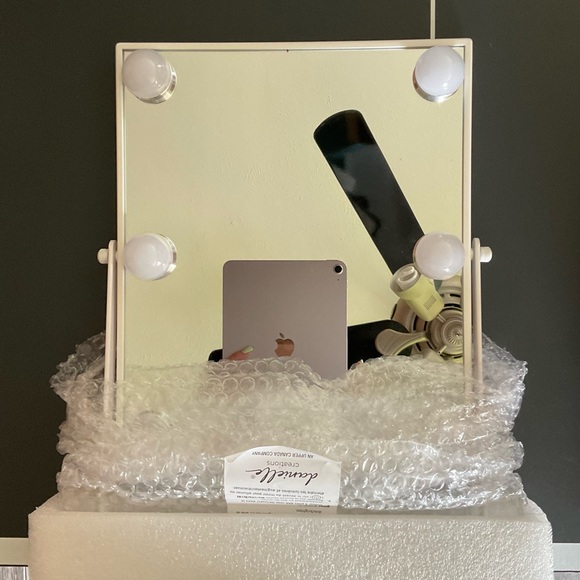 LED Mirror - Picture 2 of 2